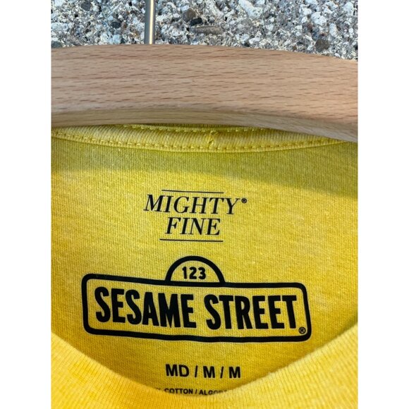 Sesame Street Mighty Fine Yellow T-Shirt Featuring Iconic Characters Short-Sleev - Picture 4 of 8